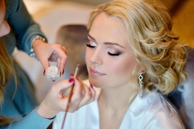Top Tips When Booking Your Wedding MUA